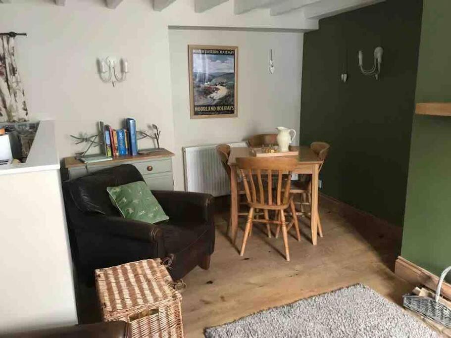 Castlegate Cottage Pickering Exterior photo